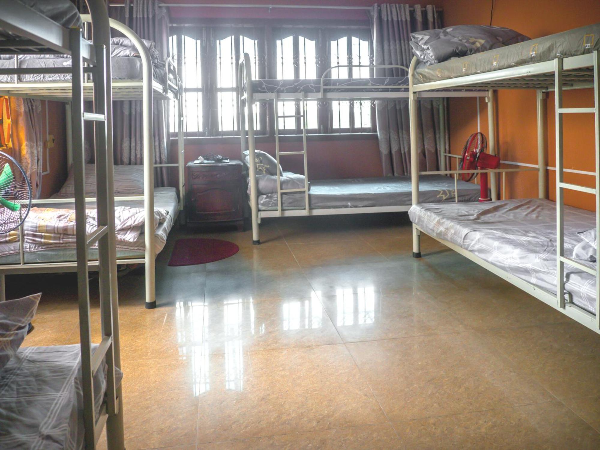 Island View Hostel Сиануквиль Экстерьер фото